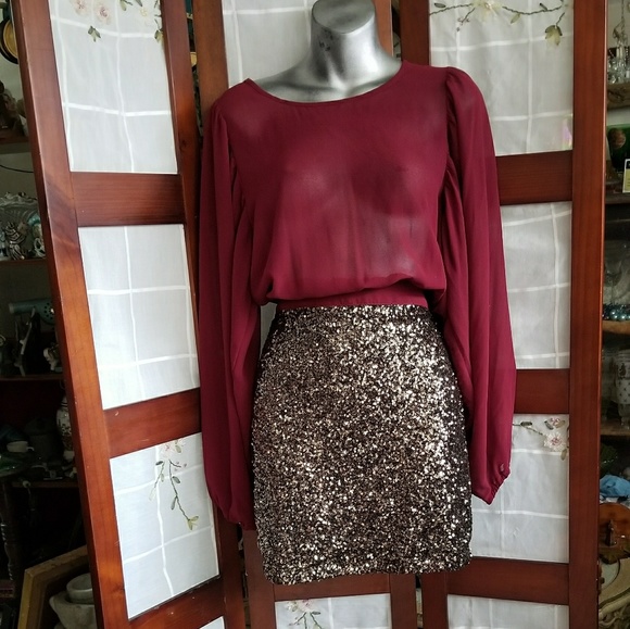 Dresses & Skirts - Dress